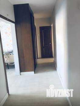 3-к квартира, вторичка, 63м2, 1/5 этаж