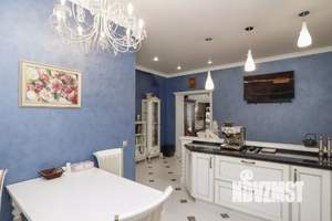 2-к квартира, вторичка, 84м2, 1/3 этаж