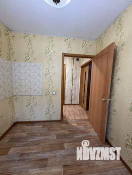 2-к квартира, вторичка, 40м2, 1/4 этаж