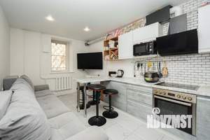 2-к квартира, вторичка, 69м2, 1/5 этаж