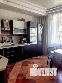 2-к квартира, вторичка, 93м2, 5/7 этаж