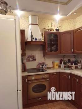 2-к квартира, вторичка, 58м2, 1/4 этаж