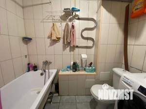 2-к квартира, вторичка, 43м2, 1/4 этаж