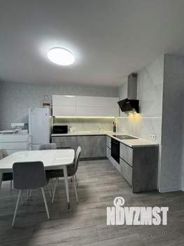 2-к квартира, вторичка, 65м2, 10/13 этаж