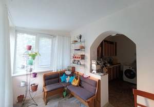 3-к квартира, вторичка, 67м2, 1/9 этаж