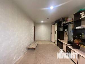 2-к квартира, вторичка, 43м2, 1/4 этаж