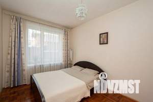 4-к квартира, вторичка, 117м2, 1/6 этаж