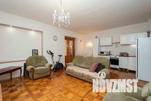 4-к квартира, вторичка, 117м2, 1/6 этаж