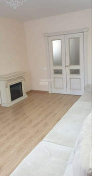 2-к квартира, вторичка, 63м2, 3/8 этаж