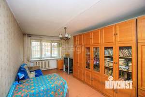 3-к квартира, вторичка, 57м2, 1/4 этаж