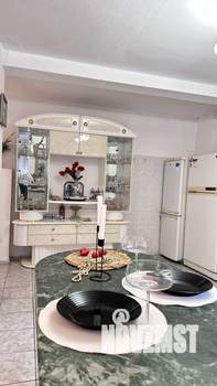 6-к квартира, вторичка, 211м2, 3/3 этаж