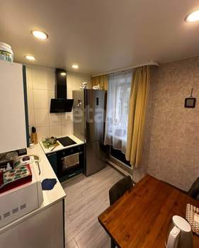2-к квартира, вторичка, 42м2, 3/4 этаж