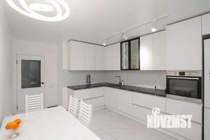 3-к квартира, вторичка, 95м2, 12/14 этаж