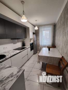 3-к квартира, вторичка, 63м2, 1/5 этаж