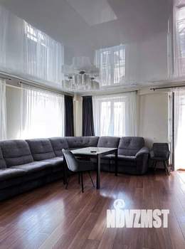 4-к квартира, вторичка, 130м2, 4/9 этаж