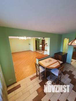 4-к квартира, вторичка, 100м2, 3/5 этаж