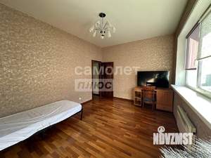 4-к квартира, вторичка, 98м2, 2/4 этаж