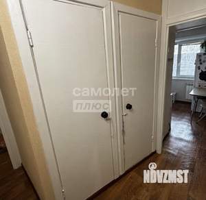 2-к квартира, вторичка, 43м2, 5/5 этаж