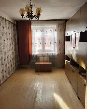 2-к квартира, вторичка, 31м2, 1/4 этаж
