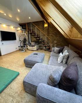 4-к квартира, вторичка, 147м2, 8/8 этаж