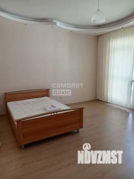 3-к квартира, вторичка, 95м2, 1/5 этаж