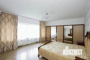 5-к квартира, вторичка, 173м2, 4/6 этаж