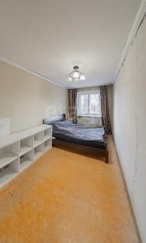 2-к квартира, вторичка, 57м2, 1/4 этаж