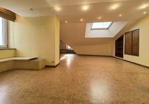 4-к квартира, вторичка, 160м2, 9/10 этаж