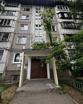 2-к квартира, вторичка, 44м2, 1/5 этаж