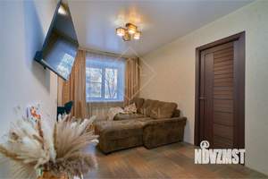 2-к квартира, вторичка, 45м2, 1/4 этаж