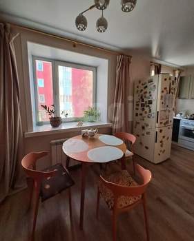 1-к квартира, вторичка, 42м2, 4/4 этаж