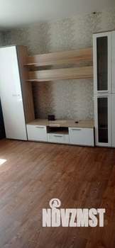 2-к квартира, вторичка, 42м2, 1/9 этаж