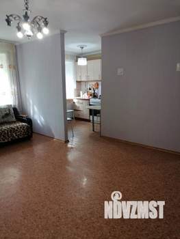 2-к квартира, вторичка, 44м2, 1/4 этаж