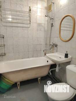 2-к квартира, вторичка, 42м2, 4/4 этаж