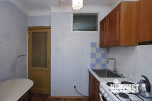 2-к квартира, вторичка, 42м2, 3/4 этаж