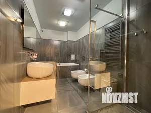 2-к квартира, вторичка, 93м2, 8/12 этаж