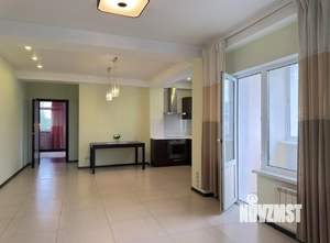 3-к квартира, вторичка, 74м2, 2/5 этаж