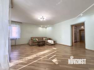 2-к квартира, вторичка, 93м2, 2/5 этаж