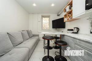 2-к квартира, вторичка, 69м2, 1/5 этаж