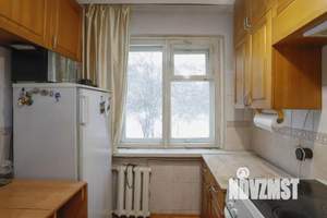 3-к квартира, вторичка, 47м2, 3/5 этаж
