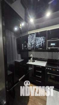 2-к квартира, вторичка, 42м2, 1/5 этаж