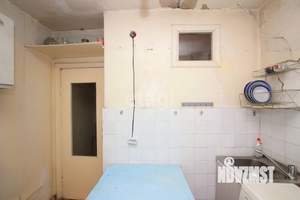 3-к квартира, вторичка, 57м2, 1/4 этаж