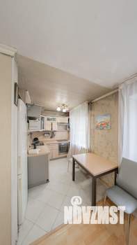 3-к квартира, вторичка, 57м2, 1/4 этаж