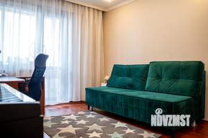 3-к квартира, вторичка, 96м2, 5/5 этаж