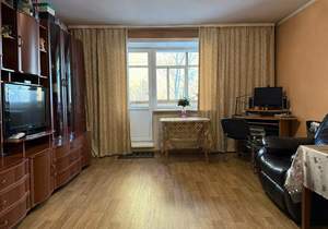 3-к квартира, вторичка, 64м2, 3/5 этаж