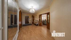 3-к квартира, вторичка, 173м2, 3/6 этаж