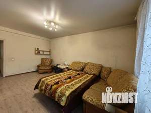 2-к квартира, вторичка, 68м2, 2/9 этаж