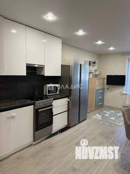 2-к квартира, вторичка, 63м2, 1/11 этаж