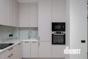 3-к квартира, вторичка, 76м2, 2/19 этаж