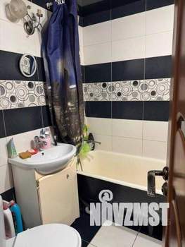 2-к квартира, вторичка, 42м2, 1/4 этаж